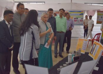 आधुनिक प्रगत ज्ञानाशी सांगड घालणे गरजेचे, निवृत्त लेफ्टनन्ट जनरल माधुरी कानिटकर यांचे प्रतिपादन