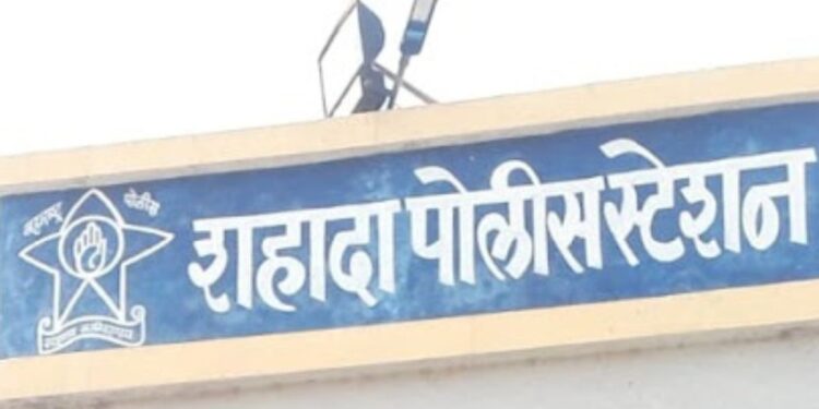 धक्कादायक, लोखंडी फाटक पडले अन् बालकासोबत घडलं भयानक