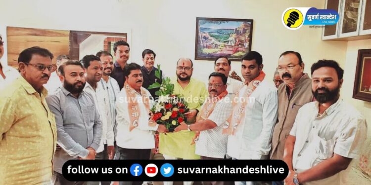 जळगावात ठाकरे गटाला आणखी धक्का, ‘या’ 3 नगरसेवकांचा शिंदे गटात प्रवेश