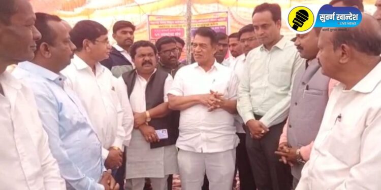 वीज कर्मचाऱ्यांच्या संपाला पाचोरा काँग्रेसचा संपाला पाठिंबा, आमदार सुधीर तांबेंची उपस्थिती