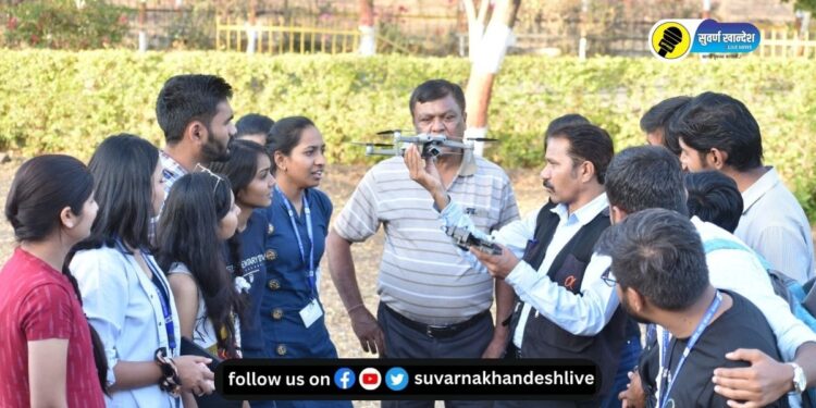 Dr. Govind Singh at IIMC Amravati : ड्रोन छायाचित्रणाचे तंत्र विद्यार्थांनी आत्मसात करावे – प्रा. डॉ. गोविंद सिंग