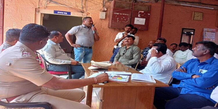 बाबासाहेब आंबेडकर जयंती : पाचोरा पोलीस स्टेशन येथे आढावा बैठक संपन्न