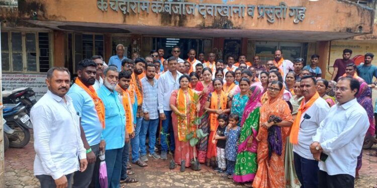 पाचोऱ्यात माजी मुख्यमंत्री उद्धव ठाकरेंचा वाढदिवस विविध उपक्रमांनी साजरा, वाचा सविस्तर