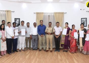 अनुकंपाधारक 9 पोलीस पाल्यांना महसूल विभागात मिळाली शासकीय नोकरी, वाचा सविस्तर