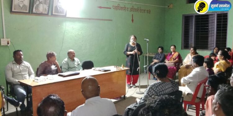 चाळीसगाव : खडकी बु. येथे जादूटोणाविरोधी कायद्याच्या राज्यव्यापी जनसंवाद यात्रेद्वारे जनजागृती