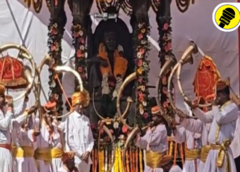 रायगडावर शरद पवार गटाच्या चिन्हाचे अनावरण, ‘तुतारी’ने फुंकले निवडणूकीचे रणशिंग