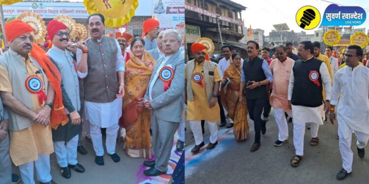 Sahitya Sammelan : शंखनाद, टाळमृदंग अन्‌‍ ढोलताश्यांच्या गजरात ग्रंथ पूजनाने झाला दिंडीस प्रारंभ