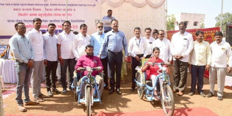 आमदार किशोर पाटील यांच्या उपस्थितीत जिल्हास्तरीय दिव्यांग क्रीडा स्पर्धा संपन्न