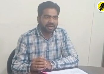 प्रांताधिकारी भूषण अहिरे पत्रकारांसोबत संवाद साधताना