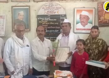 सातगाव डोंगरी येथील पोस्ट बेसिक माध्यमिक विद्यालयाचे शिपाई इमाम तडवी सेवानिवृत्त