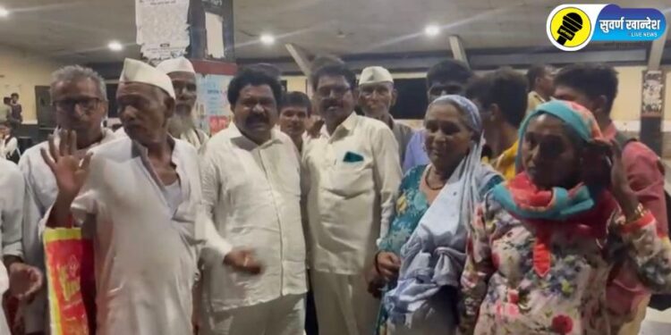 पाचोरा तालुक्यातील सांगवी गावाजवळील पुलाच्या कामामुळे एसटी बसच्या प्रवाशांचे हाल, पाचोरा काँग्रेस धावली मदतीला