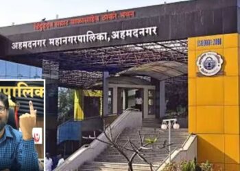 अहमदनगर आयुक्तांवर 8 लाखांची लाच मागितल्याप्रकरणी कारवाई, आयुक्त पंकज जावळे फरार, नेमकं काय प्रकरण?