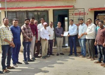 पारोळ्यात विजेची समस्येने नागरिकांचे होताएत हाल, महावितरणने लक्ष न दिल्यास आंदोलनाचा इशारा