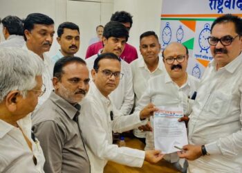 “प्रकल्पग्रस्त सोनबर्डी गावाचे पुनर्वसन त्वरित करा,” डॉ. संभाजीराजे पाटील यांची मागणी