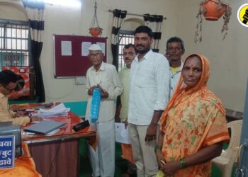 मुख्यमंत्री लाडकी बहीण योजना: आधी कागदपत्रांची पुर्तता करा अन् अर्ज दाखल करा, प्रशासनाचे आवाहन