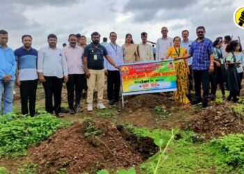 पारोळा येथे श्री. स्वामी समर्थ माध्यमिक विद्यालयात ‘माझी वसुंधरा’अंतर्गत वृक्ष दिंडी संपन्न