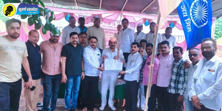 “…अन्यथा ठिय्या आंदोलनातच तीव्र आमरण उपोषण,” अमळनेरात आंदोलनकर्त्यांचा इशारा