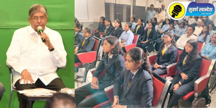 मुलींकडून शिक्षणासाठी फी घेतल्यास महाविद्यालयांवर कारवाई, ‘अशी’ घेतली जाणार तक्रारीची दखल, मंत्री चंद्रकांत पाटील यांनी दिली माहिती