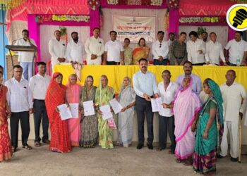 भडगाव तालुक्यात महसूल दिनानिमित्त आमदार किशोर पाटील यांच्या हस्ते विविध दाखल्यांचे वाटप