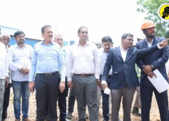 चिंचोली येथील प्रस्तावित ‘मेडिकल हब’ ची मंत्री गिरीश महाजन यांच्यासह अधिकाऱ्यांनी केली पाहणी