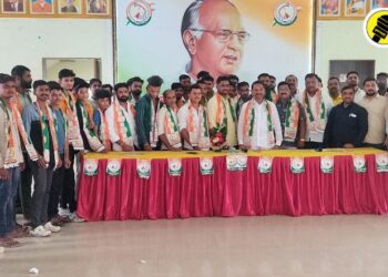 Jalgaon News : असोद्याच्या युवकांचा राष्ट्रवादी काँग्रेस शरदचंद्र पवार पक्षात प्रवेश