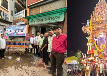 चोपड्यात बालाजी रथोत्सव व देवी विसर्जन निमित्त जैन संघटनाकडून पाणपोई