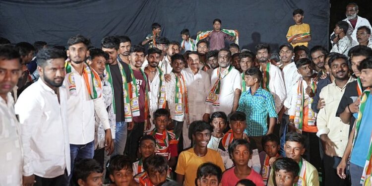 जळगाव ग्रामीण विधानसभा मतदारसंघात 250 तरूणांचा राष्ट्रवादी काँग्रेस शरदचंद्र पवार पक्षात प्रवेश