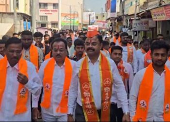 महायुतीचे अधिकृत उमेदवार आमदार किशोर आप्पा पाटील यांची भडगावात प्रचारास सुरूवात, रॅली काढून जनतेचे घेतले आशिर्वाद