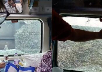 Stones pelted on Taptiganga Express glass of AC coach broken incident in Jalgaon