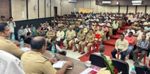 जळगाव जिल्ह्यात कॉपीमुक्त अभियानाच्या अंमलबजावणीसाठी पोलीस आणि शिक्षण विभागाची झाली बैठक