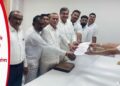 गिरणा धरणातून तीन आवर्तने सोडण्याची मागणी; जिल्हाधिकाऱ्यांना निवेदन